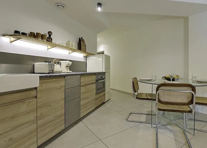 아파트 Superbe 1 Avec Clim, Terrasse Et Parking *